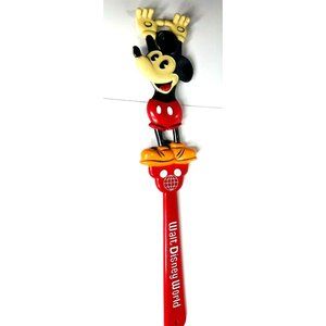 Vintage Walt Disney World Minnie Mouse Back Scratcher